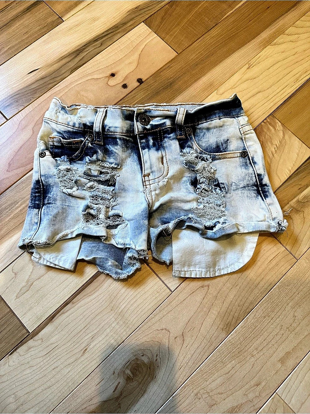 Contraband Distressed Jean Shorts in Blue girls Size 7